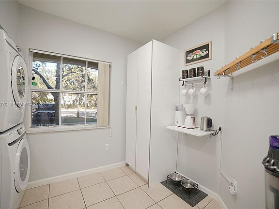4th image of 8360 SW 27th St #104
