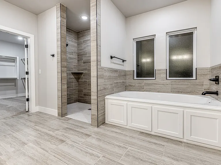 8225 Jenny Ln — Photo 6