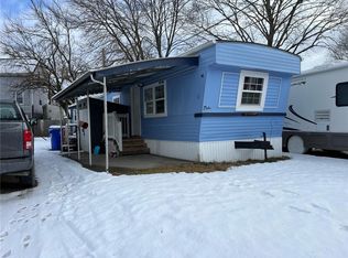 12 Stephanie Dr, Pawtucket, RI 02860