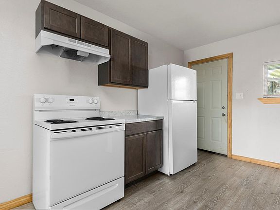 4th image of 210 W Starr Ave