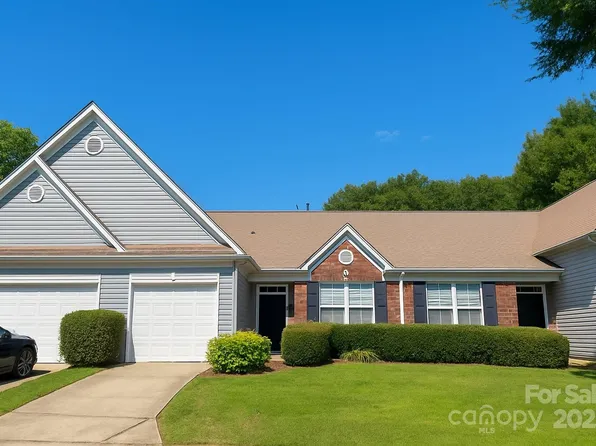 4454 Glenlea Commons Dr, Charlotte, NC 28216