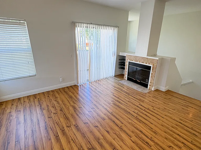 1028 S Rossano Way — Photo 8