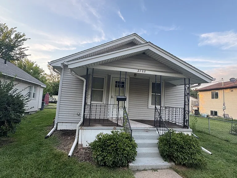 2708 5th Ave — Photo 4
