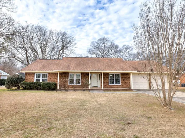 270 Planters Dr, Sumter, SC 29154