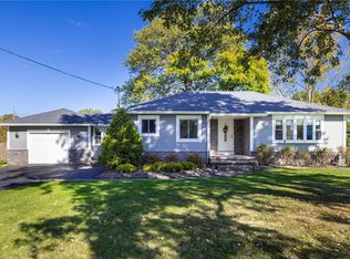 194 McGuire Rd, Rochester, NY 14616