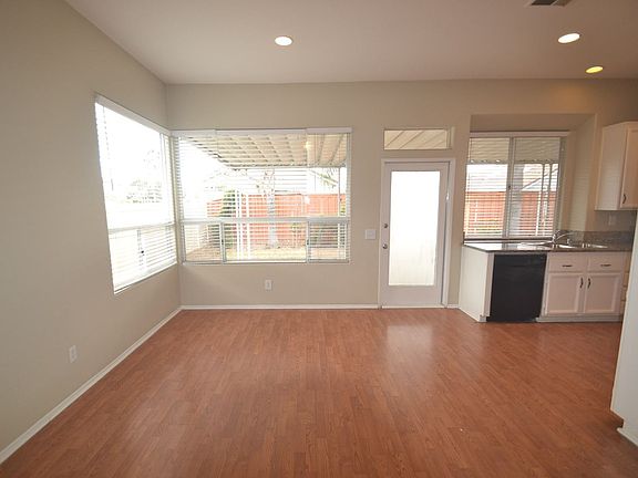 5th image of 12799 Pembridge Dr