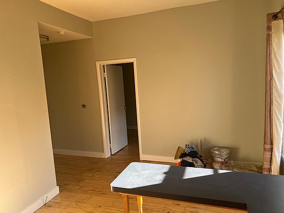 2nd image of 174 Lancaster Ave APT 2