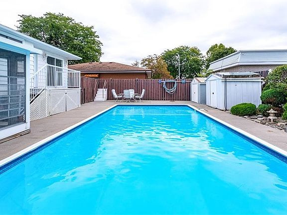 4th image of 19 Melbourne Cres
