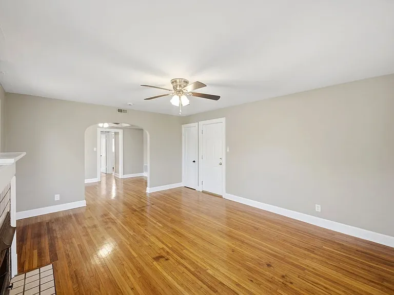 25 W Tulane Rd #C — Photo 3