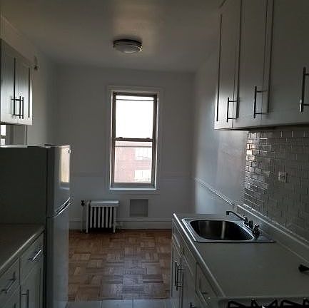 2nd image of 3900 Greystone Ave APT 61E