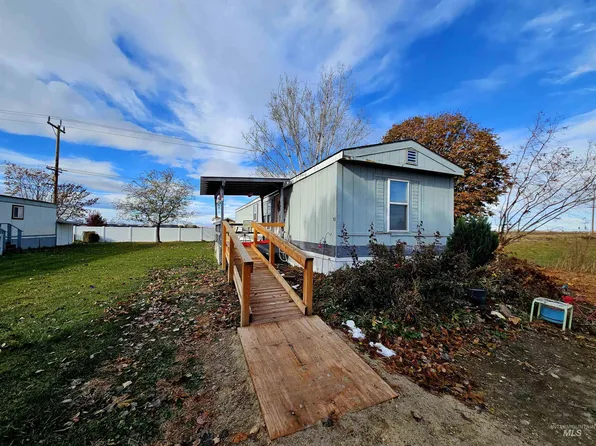 1220 N 4th St Trailer 52, Parma, ID 83660