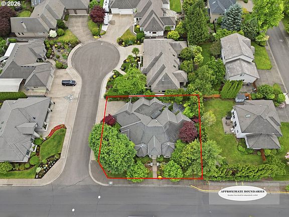 2nd image of 2216 Lakeview Dr