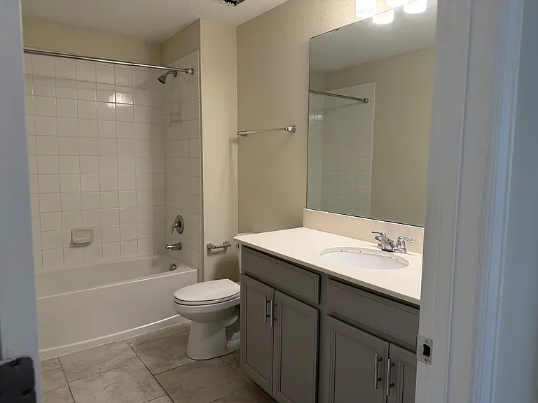 10048 Memoir Ave — Photo 16