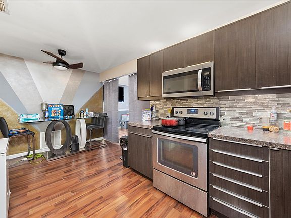 5th image of 629 Carroll Pkwy #208