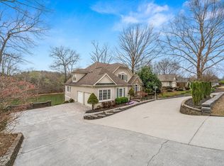 184 Oonoga Way, Loudon, TN 37774