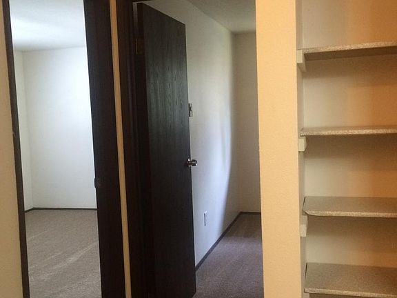 4th image of 1406 Yonkers Dr SE APT C