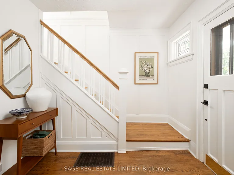 162 John St — Photo 4