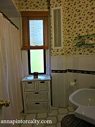 Sold by Anna Pinto Realty