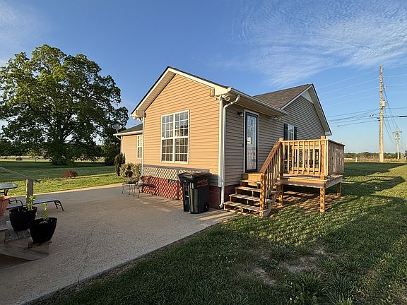 5th image of 479 Wesley Chapel Rd