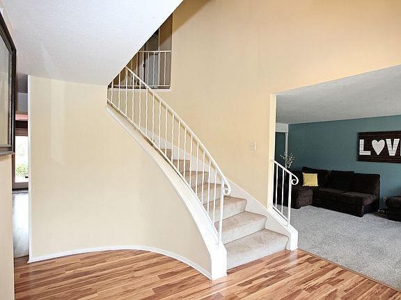 3rd image of 19385 Misty Lake Dr