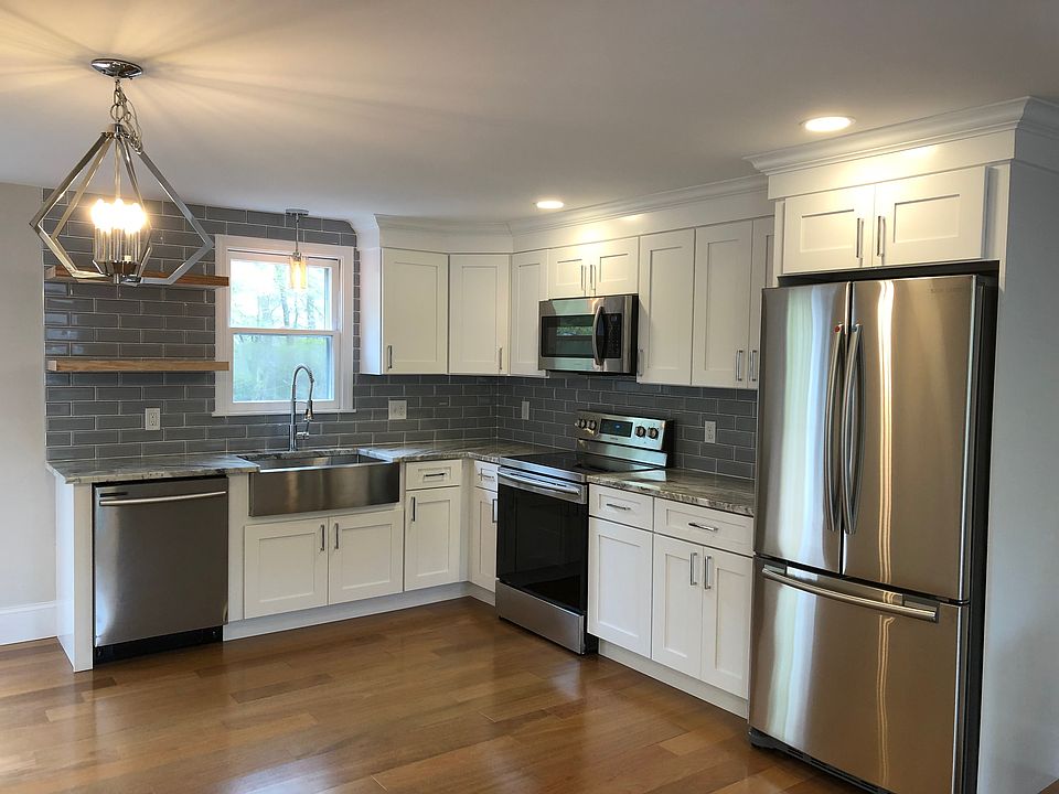 1st image of 58 Grassy Pond Dr
