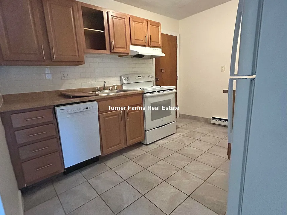 10 Armington St #4