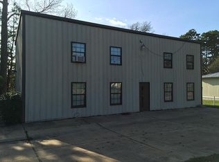 7060 State Highway 75 S #B, Huntsville, TX 77340