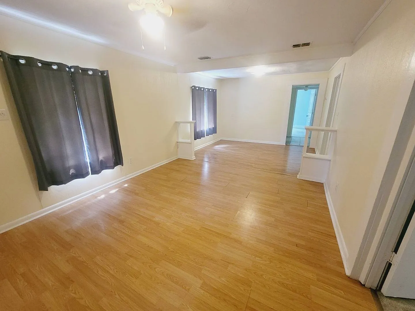 Affordable 3/1 W/ Washer/Dryer, Covered Porch, & Big Yard Available Now For $1195/Month! — Photo 4