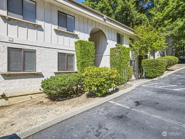 12734 NE 116th Lane #G-11, Kirkland, WA 98034