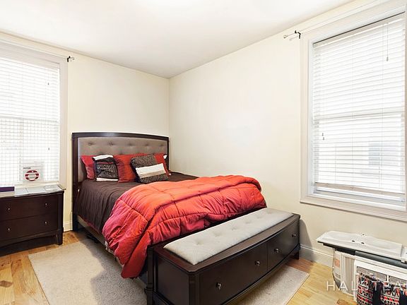5th image of 811 Walton Ave APT E17