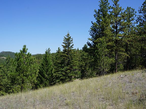 4th image of Ridge Crest Ln