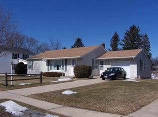 424 McKinley St, Waupun, WI 53963