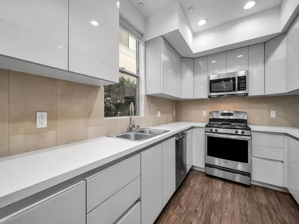 2028 S Bentley Ave #102, Los Angeles, CA 90025