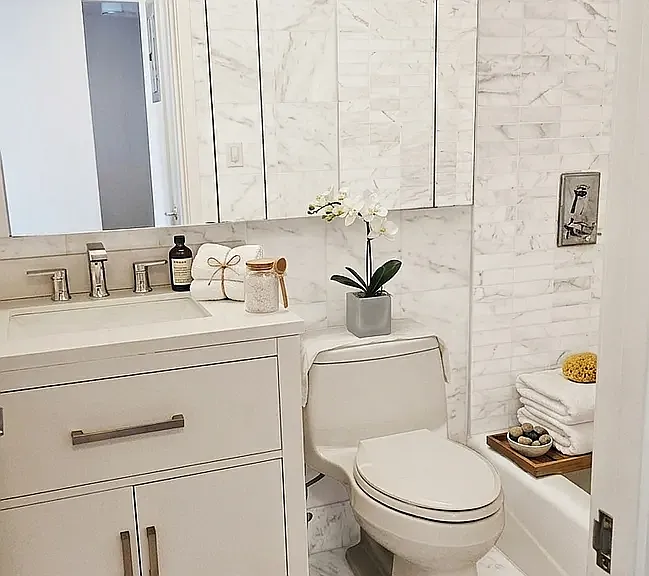 200 E 94th St #916 — Photo 2
