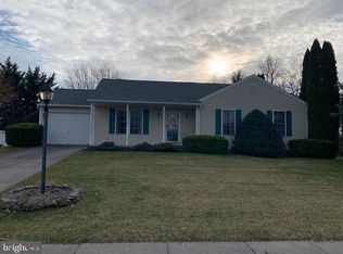 1664 Taylor Dr, Hanover, PA 17331