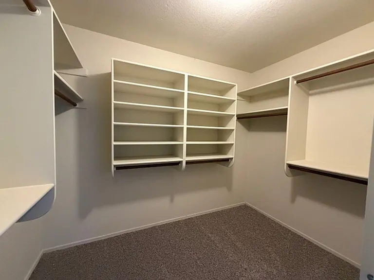 15435 S 44th Way — Photo 12