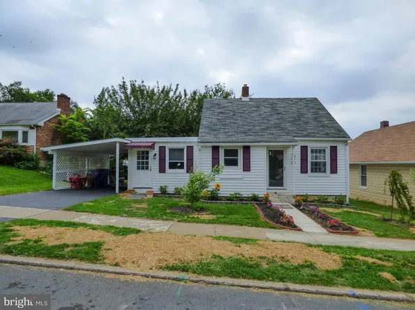 1102 Lancaster Ave, York, PA 17403