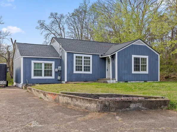 205 Georgia St, Rossville, GA 30741