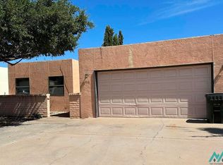 1912 Mountain Shadow Dr, Carlsbad, NM 88220