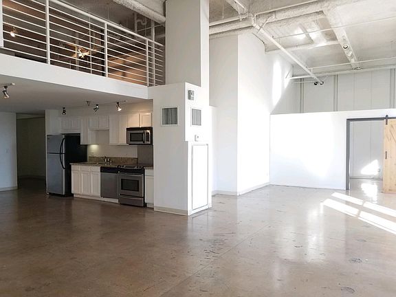 2nd image of 409 W Olympic Blvd APT 401