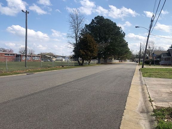 4th image of 703 Maryland Ave