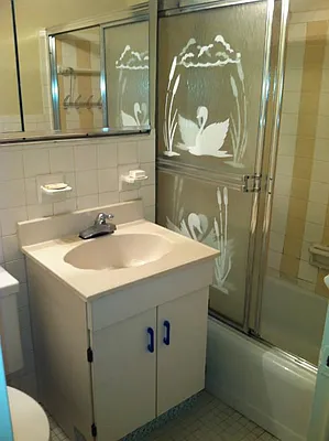 Rented by Concept Real Estate Group | media 11