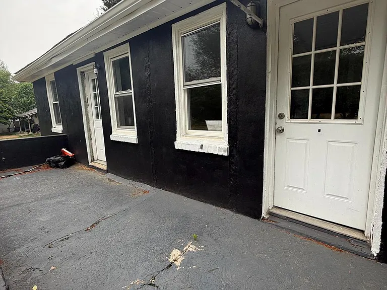 124 Stanger Ave — Photo 7