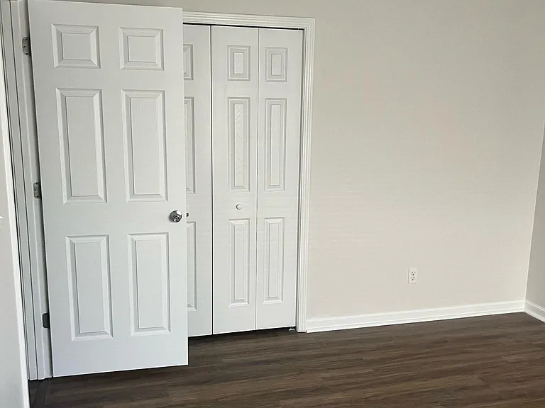 111 Genoa Dr — Photo 11