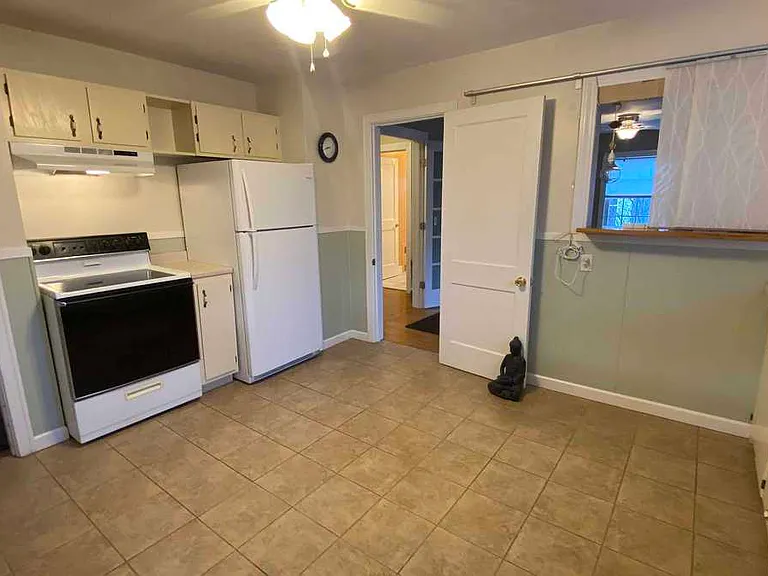 152 Northampton St — Photo 2