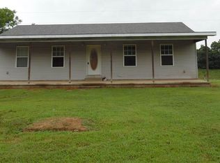 1005 Jackson Hl, Hornbeak, TN 38232