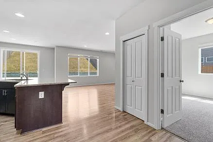 2730 Saga Ct NE — Photo 22