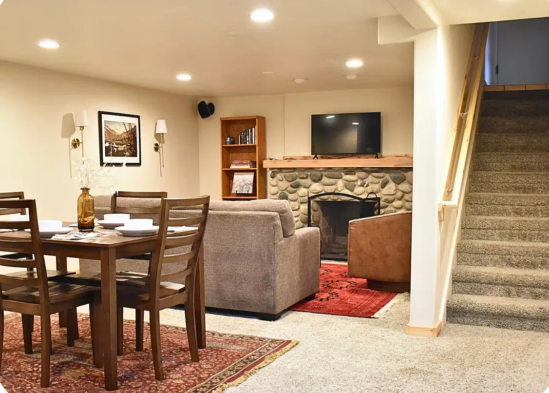 2 bed, 1200 sqft, $1,100 — Photo 1