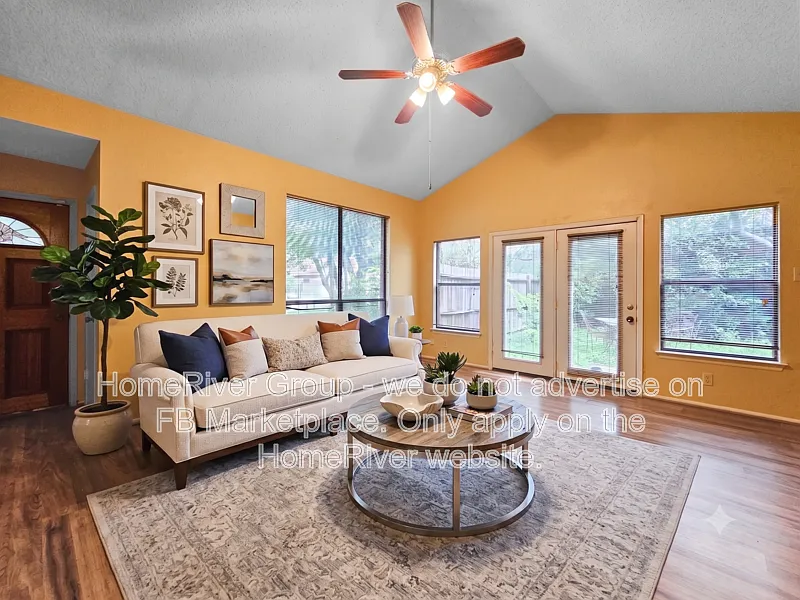 9418 Whisper Point
