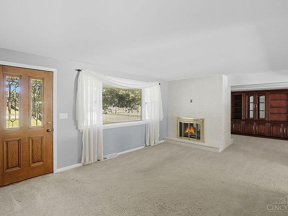 5th image of 653 Marieda Dr